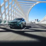 Lynk Co 05 strada