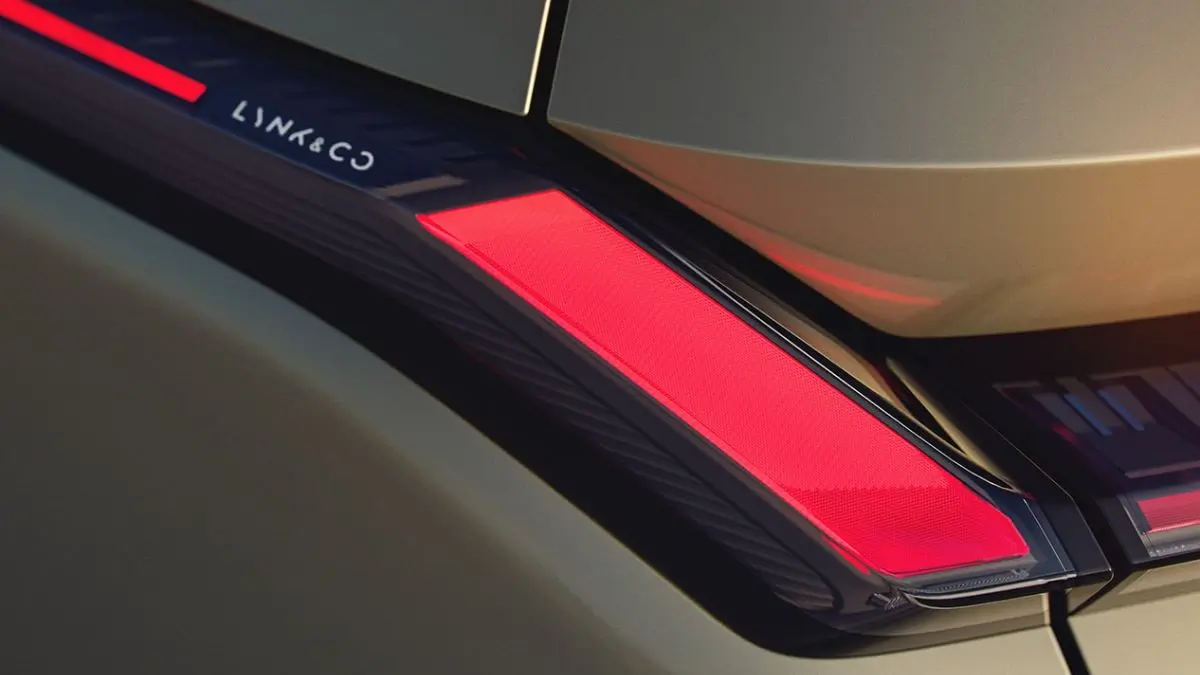 Lynk & Co 08