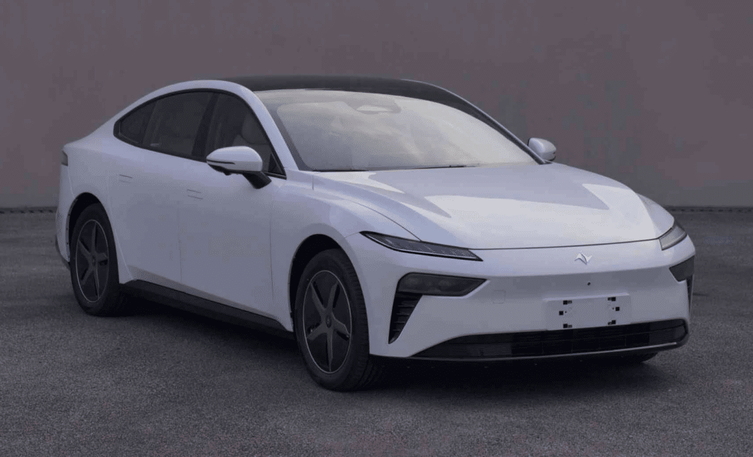 Dongfeng eπ01