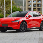 Luxeed R7 red