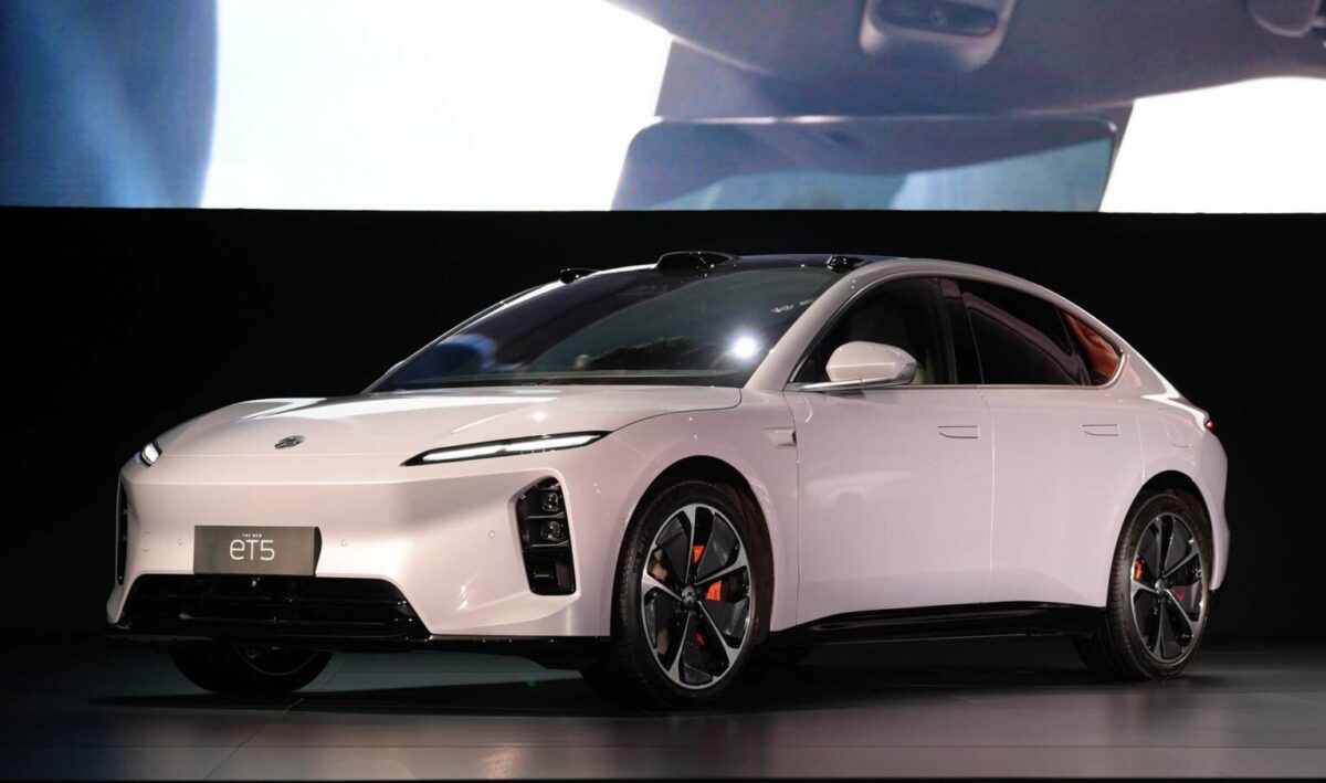 Nio ET5